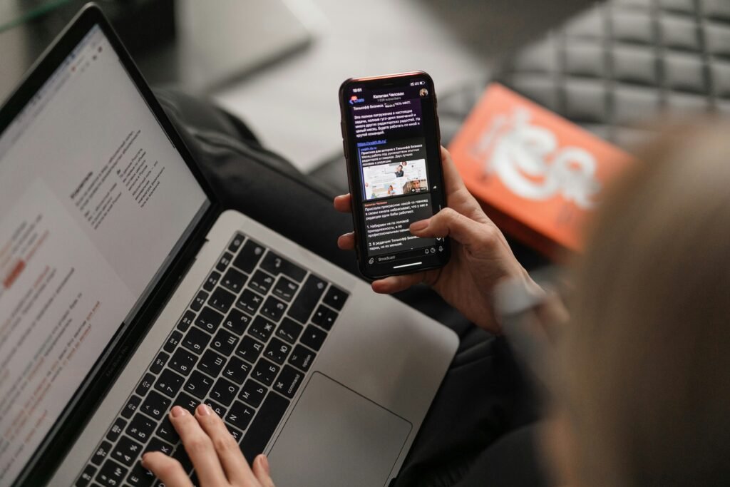 Mobile phone and desktop search